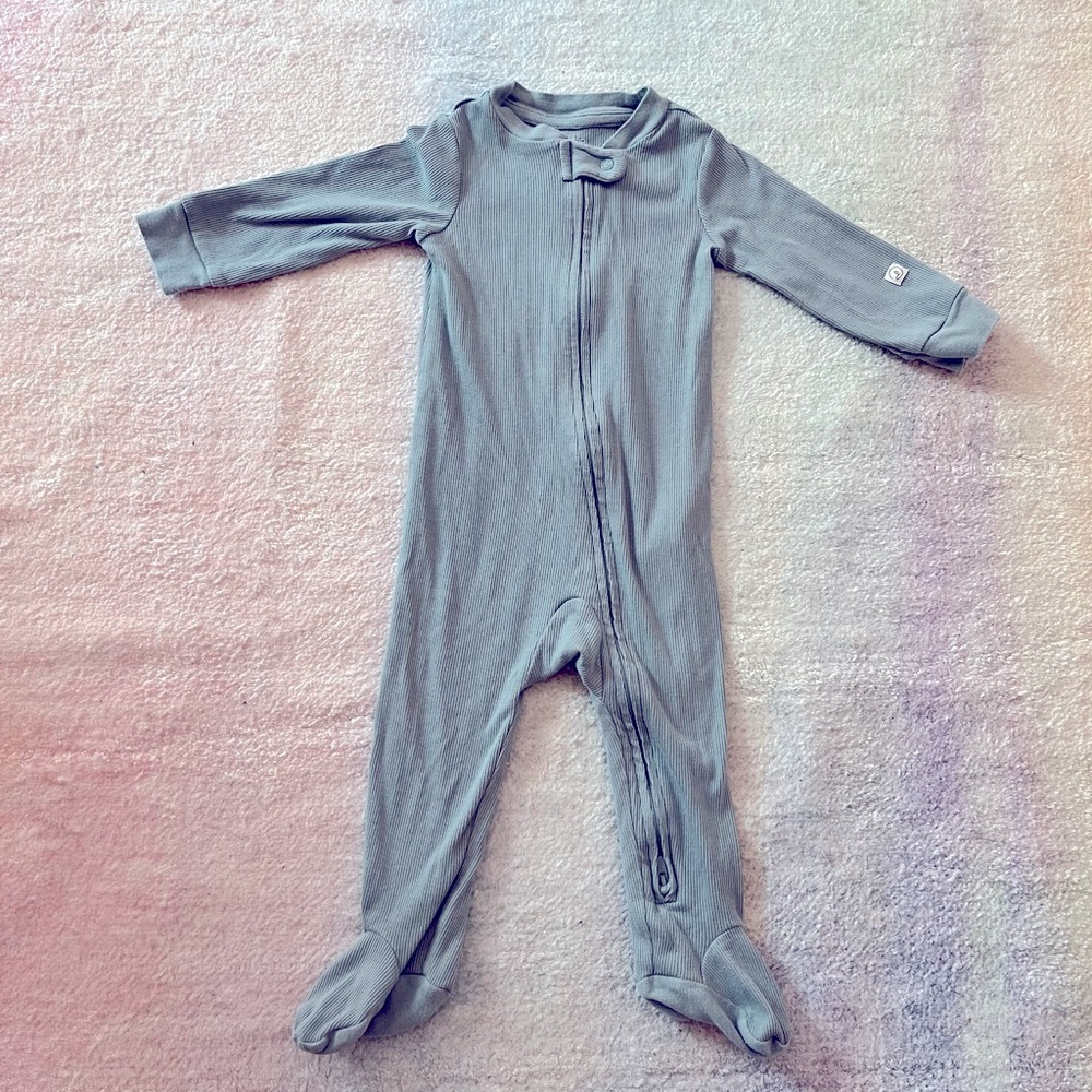 Little Planet By Carter’s Ribbed Footie - Size 9 Months